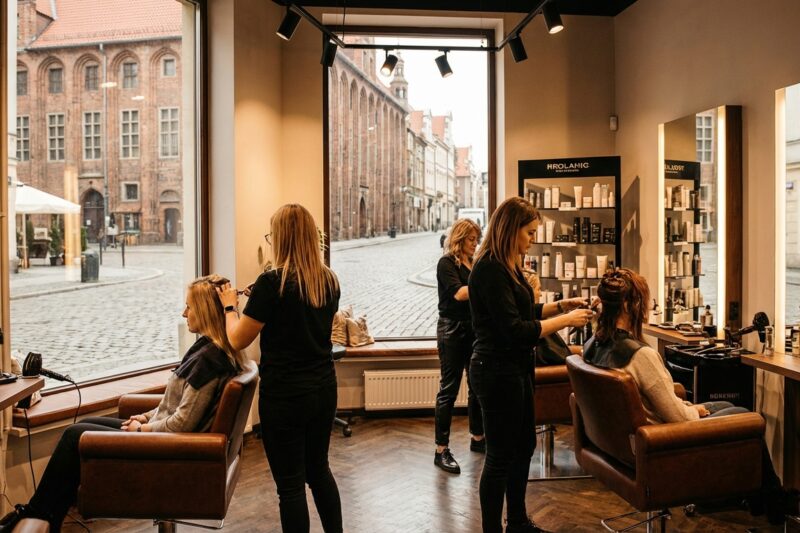 Ranking najlepszych fryzjerów w Toruniu 2026 – kogo wybrać?