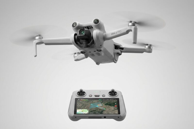 Dron DJI Mini 4 Pro Fly More Combo (RC 2) [TEST] ⭐️ Pełna moc w 249 gramach